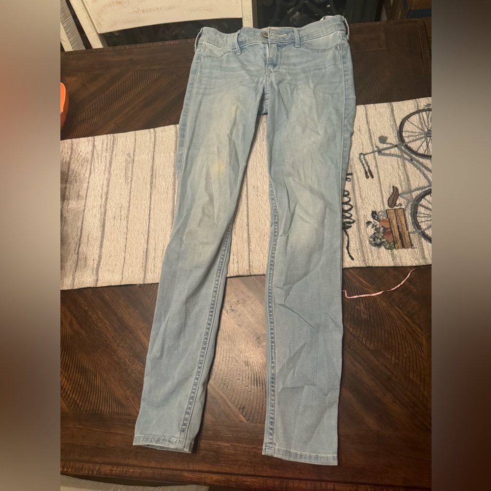 Hollister skinny jeans